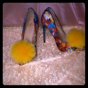 Abstract Printed Yellow Marabou Puff Heels